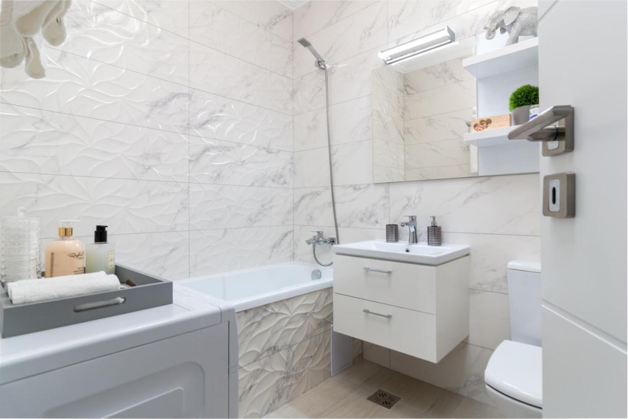 Premier Apartment Luceafarul 오라데아 외부 사진